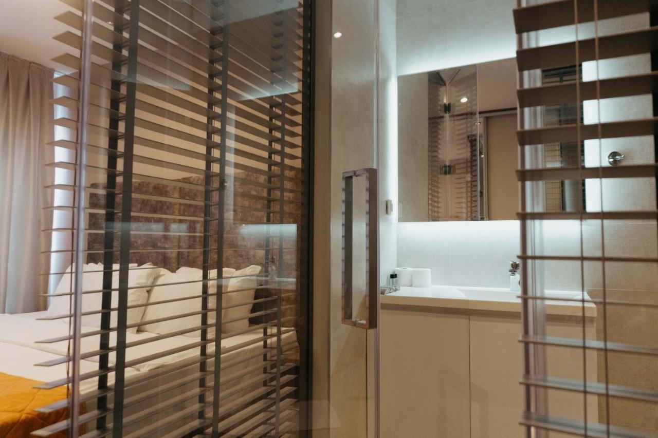 Hotel Lebed Ohrid Esterno foto