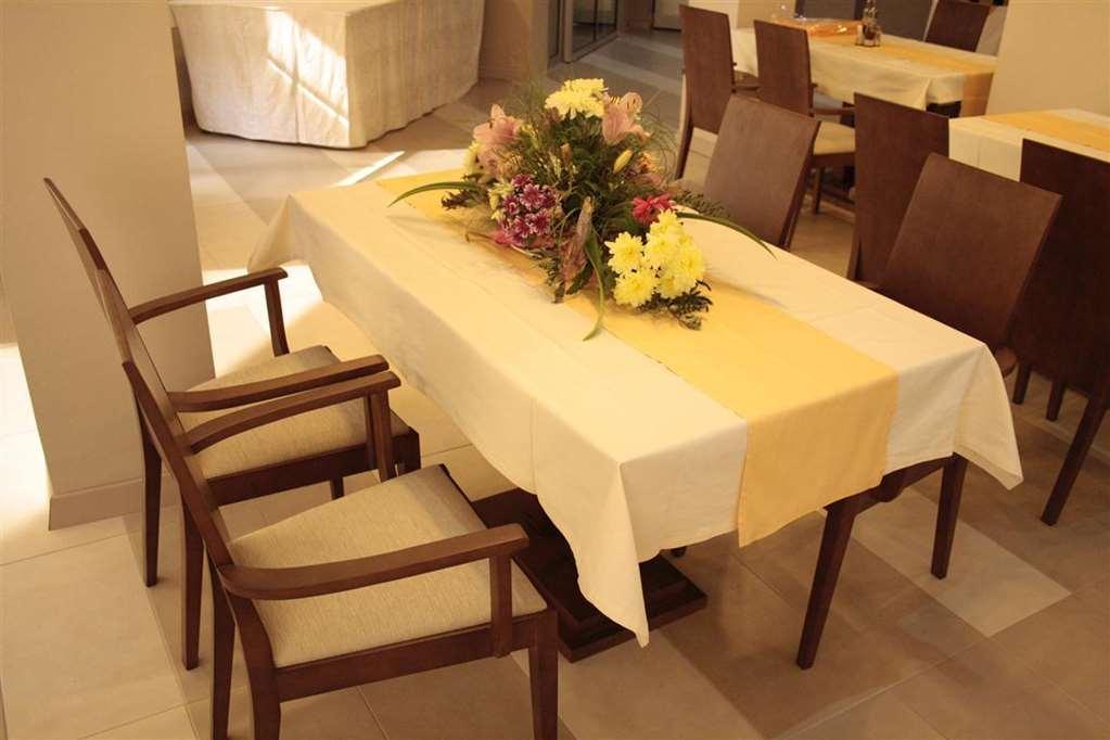 Hotel Lebed Ohrid Ristorante foto