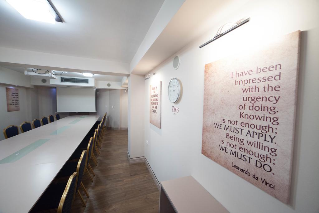Hotel Lebed Ohrid Esterno foto